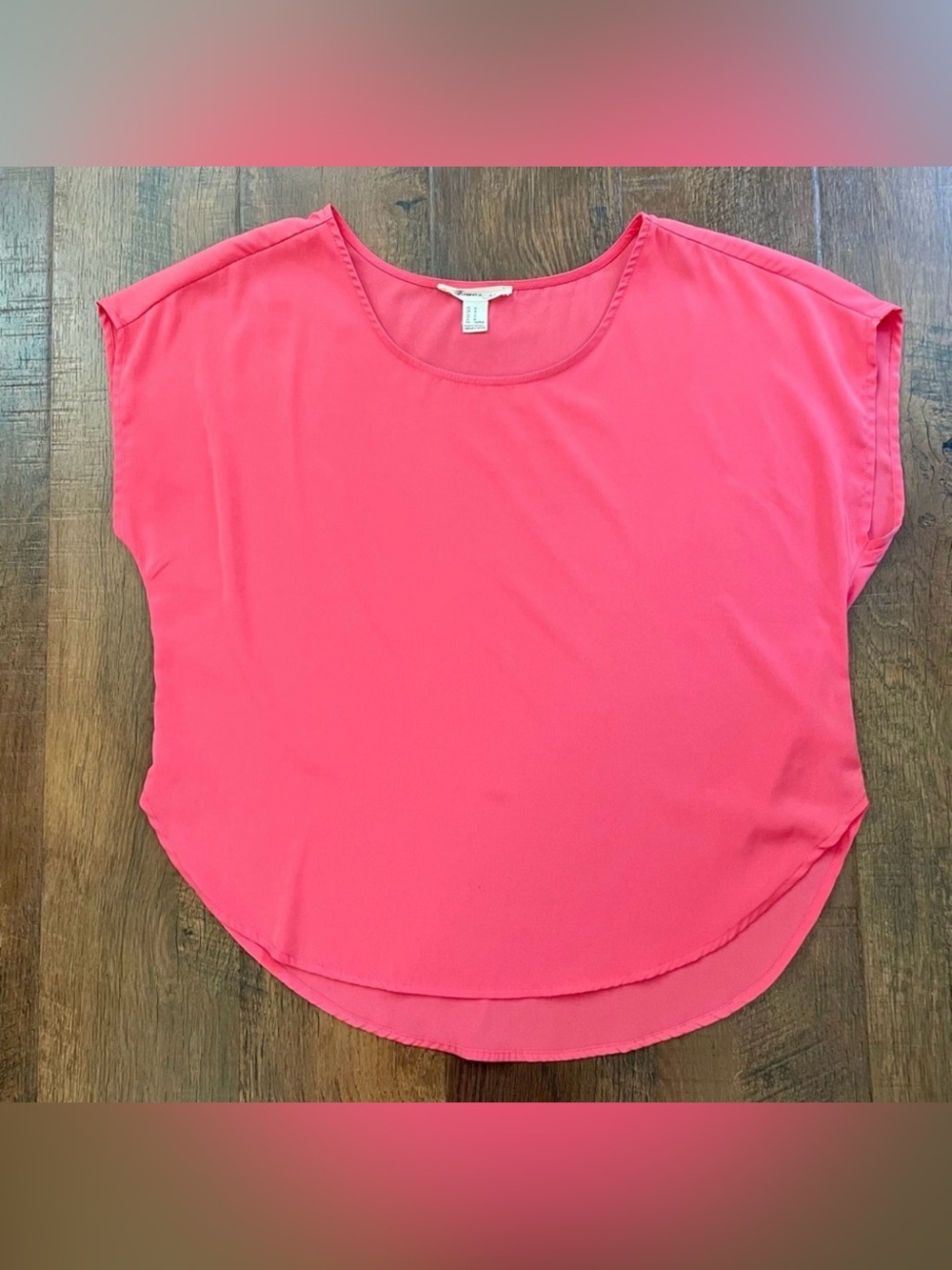 FOREVER 21 pink/coral top, size M